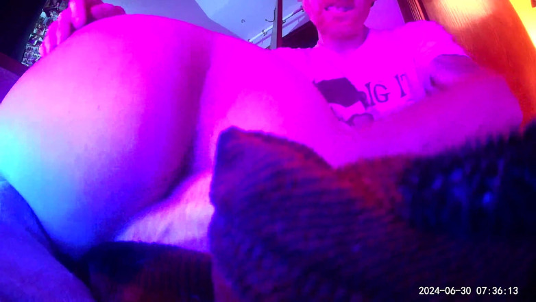 Fickna: Addy haze和她的好友alex玩乐 - 手指乐趣的背后