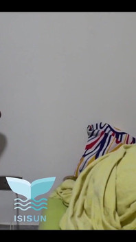 La sorellastra della mia ragazza mi seduce, e io la scopo mentre la mia ragazza