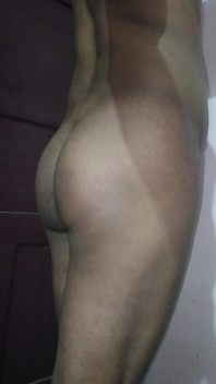 Kerala gay solo khỏa thân rung cảm