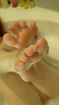 My the First Solo Video in Bath Tub