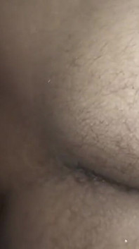 Desi Pooja Bhabhi měla sex s zhaslými světly