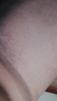吮吸德西女仆的阴户