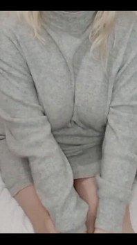 Wanna See Me Spreading My Legs and Opening Pussy for You?