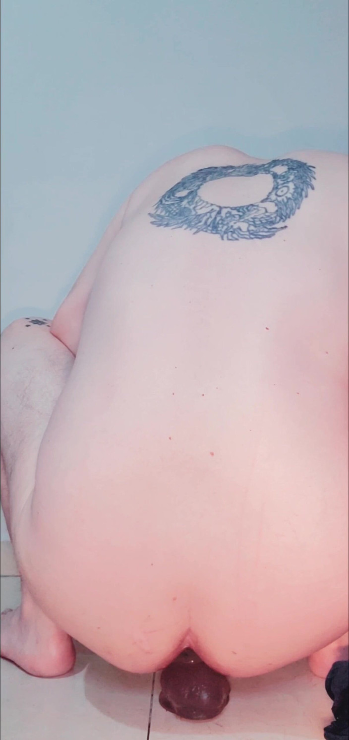 SlutClosetedfag: Consolador anal