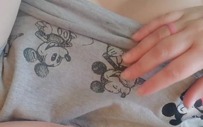 KinkyKatie: Do You Get Distracted Easily? I Know I Do! Especially...