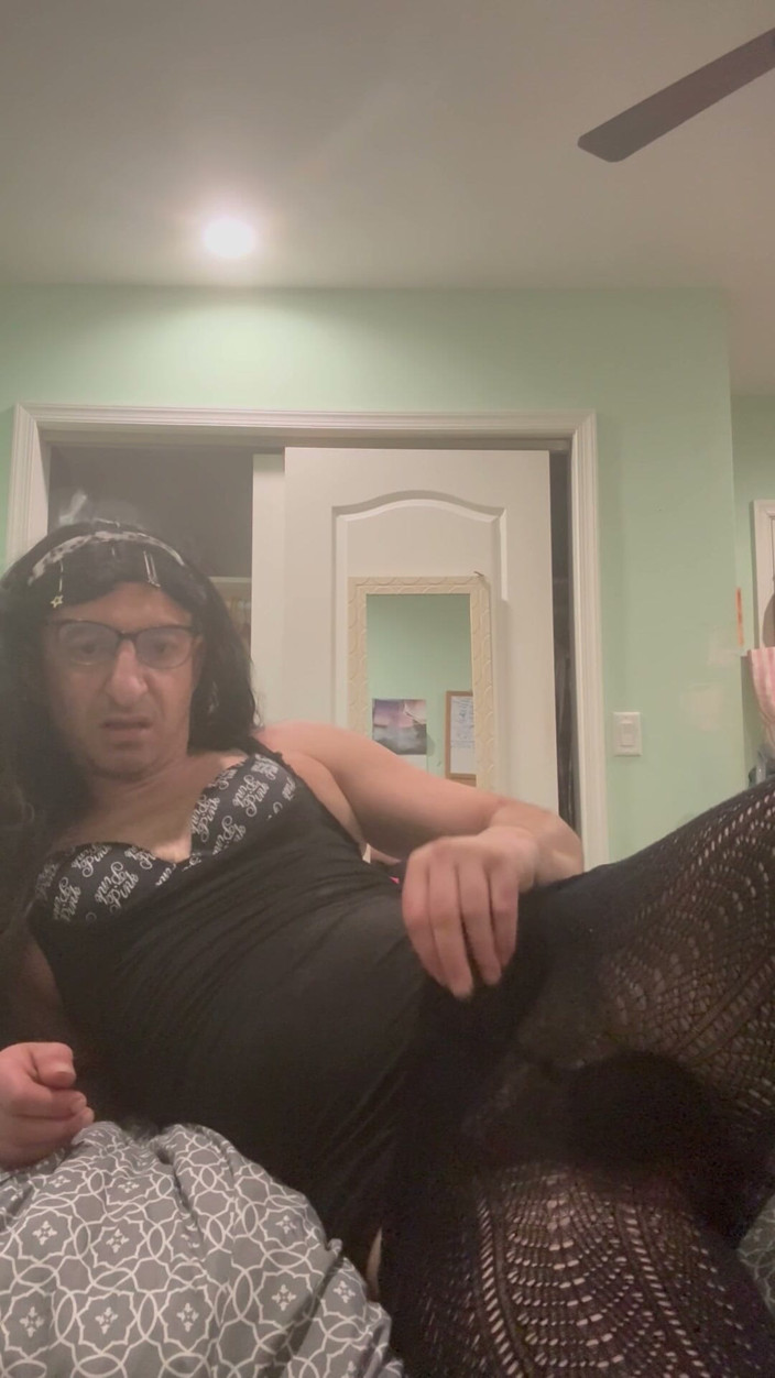 Kinky39: Sissy in Black Dress