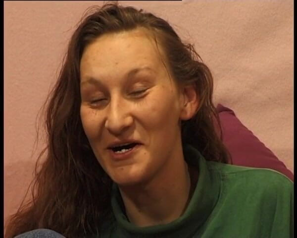 YOUR FIRST PORN: Oeko - Hippie Teresa Brauchtes Ordentlich - Eco - Hippie Teresa Precisava Hart