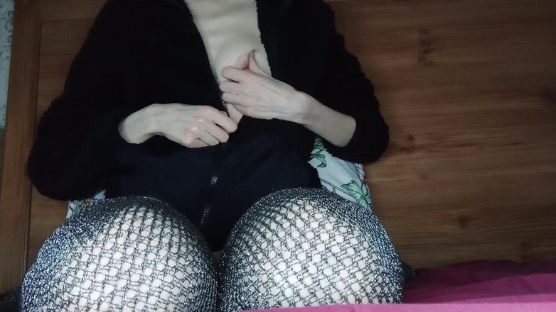 Christy G: Extremo close-up de lábios inchados da buceta na masturbação