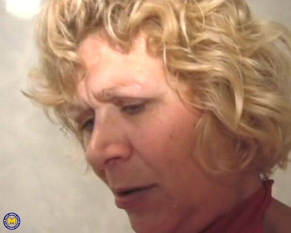 Mature NL: Mature amateur hardcore