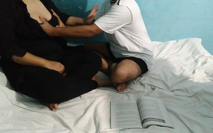 Aria Mia: Corpul sexy al masteratului tamil, student futut în timp ce studiază -...