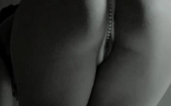 Frustami Il Culetto – Listen to Me Moan – Italian