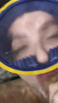 3 Minutes Underwater Breath Holding, Squirting, Blowjob