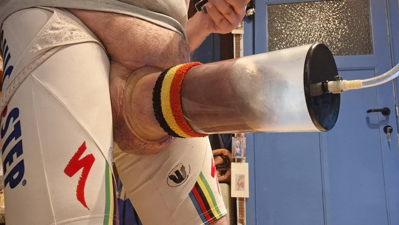 Monster_Meat_: Ejaculare extremă a, partea 69