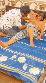 Geheimer küchensex mit freund der ehefrau, kompletter nackter hardcore