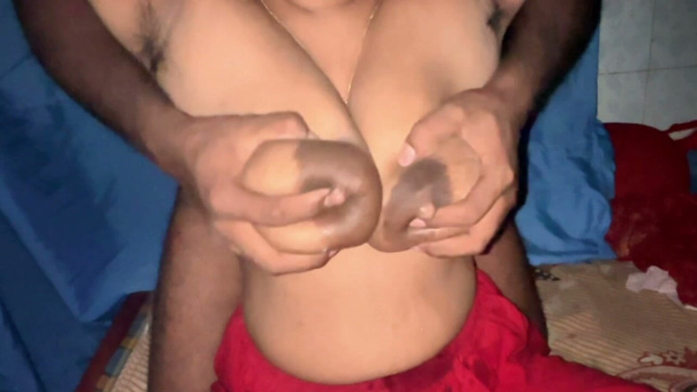 Hot_rana002: Bini panas saya dengan buah dada besar