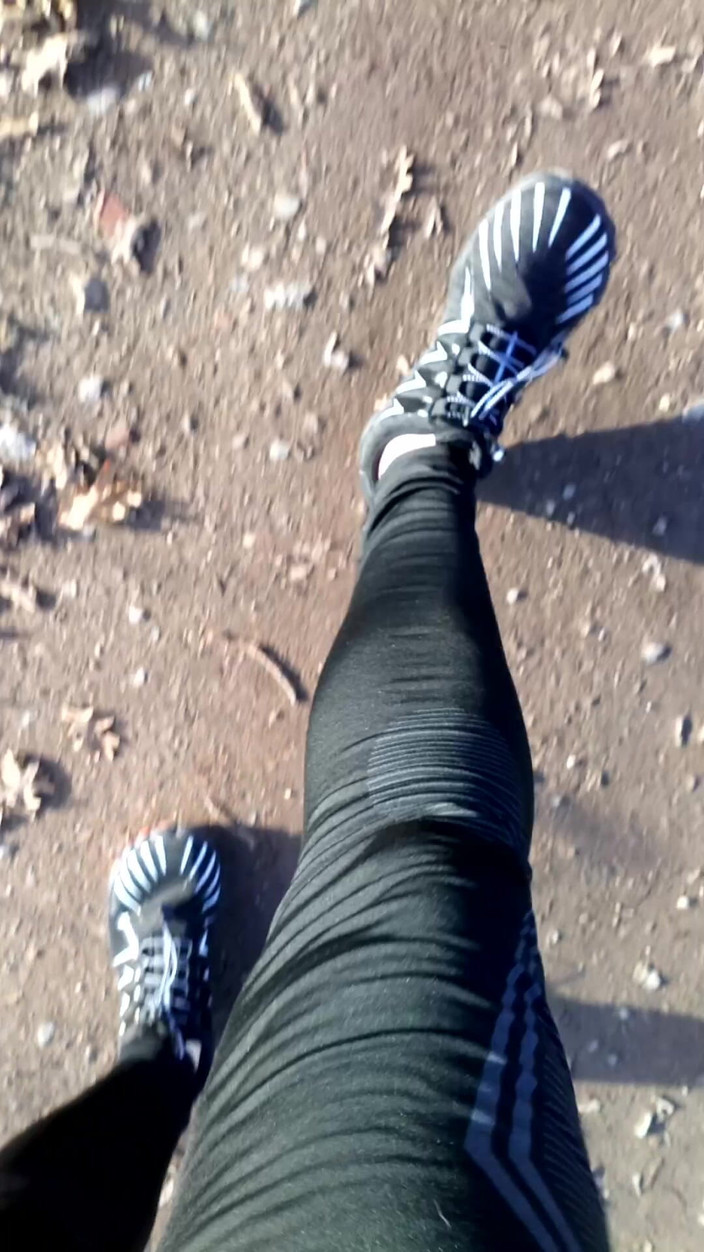 Carmen_Nylonjunge: Mis Nuevos Zapatos Descalzos