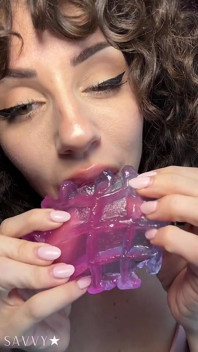Waffles - asmr boca suena cosquilla, saliva, fetiche