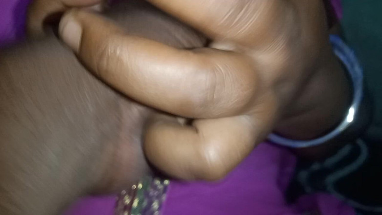 Priyanka314: तमिल गांव की गृहिणी सेक्स