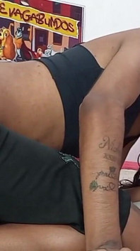 Old Broach Eating the Dyke's Ass