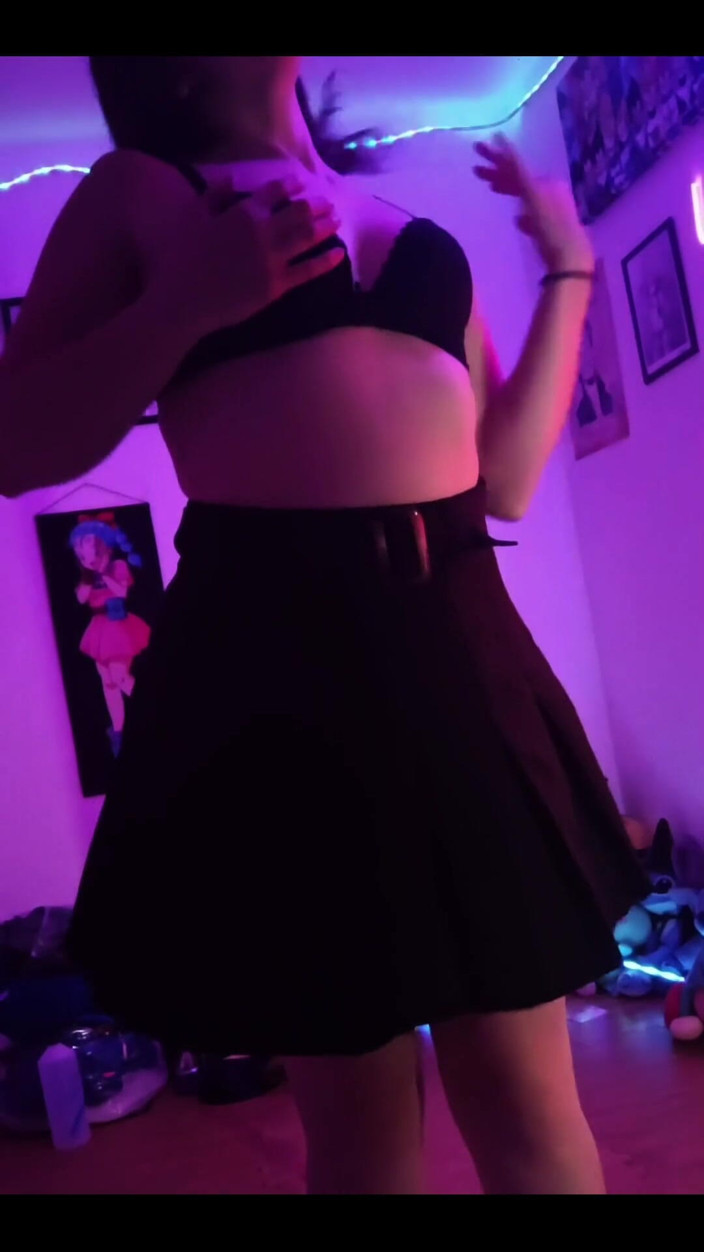Candy Camille: He vuelto a subir algunos videos antiguos que muchos de...