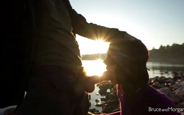 Bruce-and-Morgan: Sunrise sex - Piss spirits in outdoor!