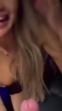 Monika Fox kouří v novém autě pro chlapa