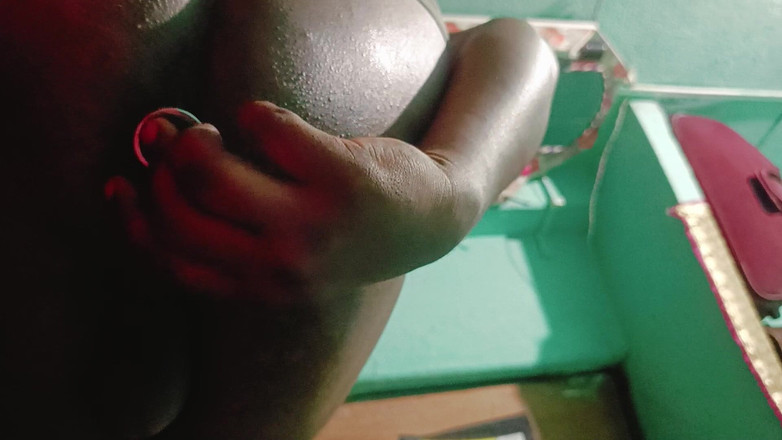 I-N-T-J: Bardzo gorące wideo