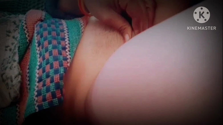 TricolorMusic3: Hot Desi Sexy Pinky Pussy Is Getting Very Aroused Pussy...