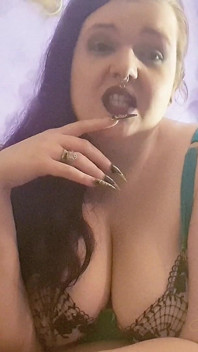 Sharp Nail Worship