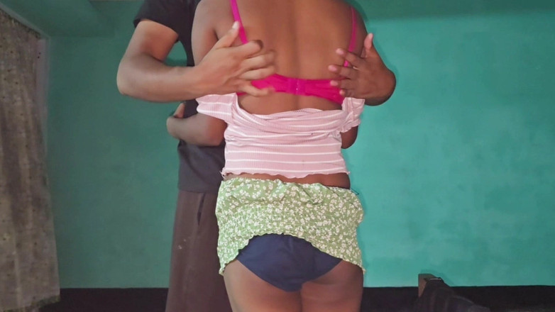 SafeRosebush8: Mahasiwi india dengan memek sempit dientot habis-habisan sama pacarnya di...