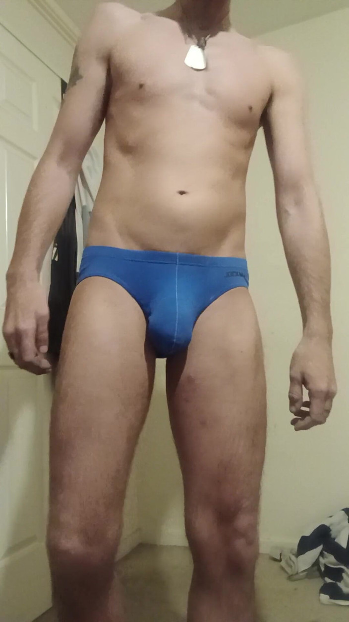 Mike Jones: Showing off My Cock in Joggers