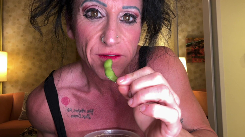 Kandylegsxxx: Gulp Święto Dziękczynne: Bogini Kandy Uczty i połykać cię w gardle
