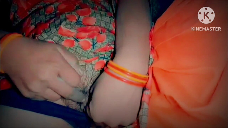 TricolorMusic3: Lavanya Bhabhi, Hot Sexy Bhabhi's Hot Body, Squeezing Her, Moving...
