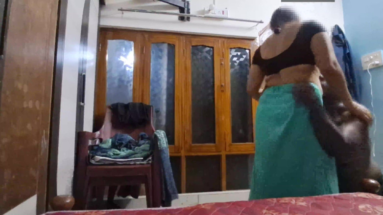 Sexy sindu: Une femme mariée indienne en sari enlève le sexe