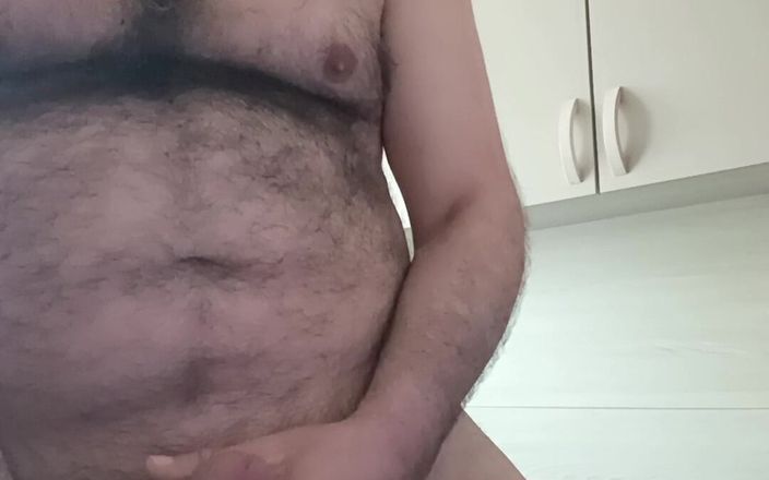 Setesesso7: Một tia nước nhiều tinh trùng dài và phong phú...