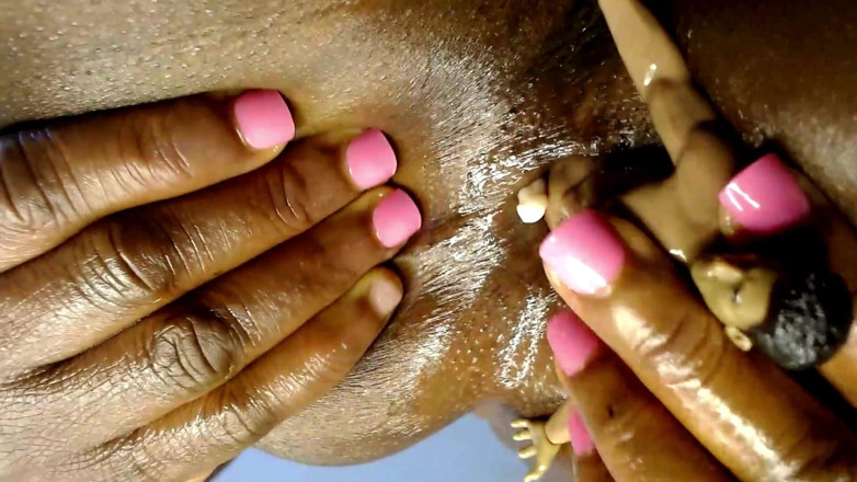 Maeling: Giantess gorąca żona wpycha jej zdradzającego rogacz do swojego dupka - analnego,...
