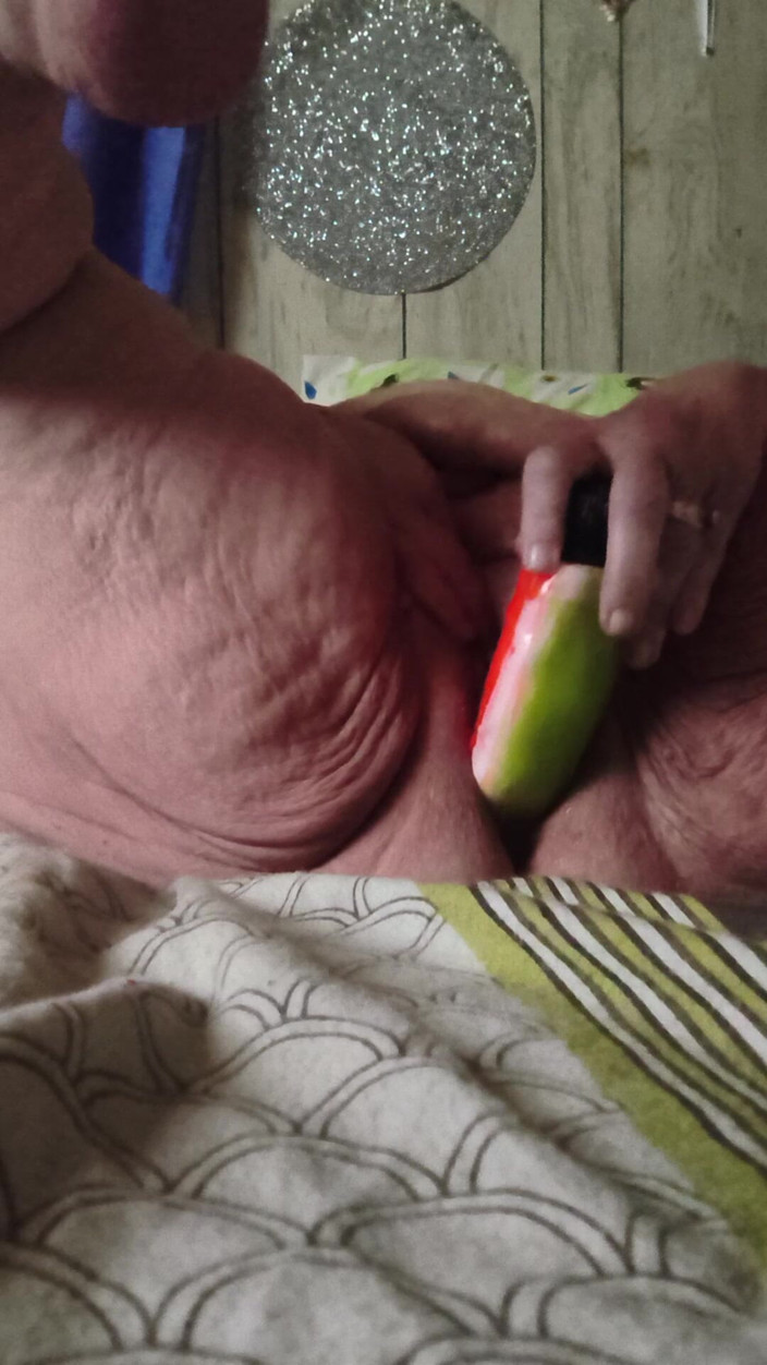 HerculesnVENUS: Over N Over Again She Cumms with a Naughty Grin