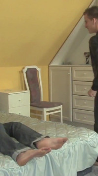 Video exclusivo a pelo: follada con una italiana cachonda con un culo firme y una polla dura