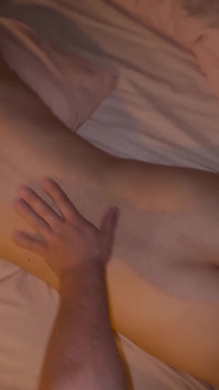 Passo vovô acrescentou um aumento de paixão feminina ao creme! Agora eu estou todo molhado com desejo de sexo
