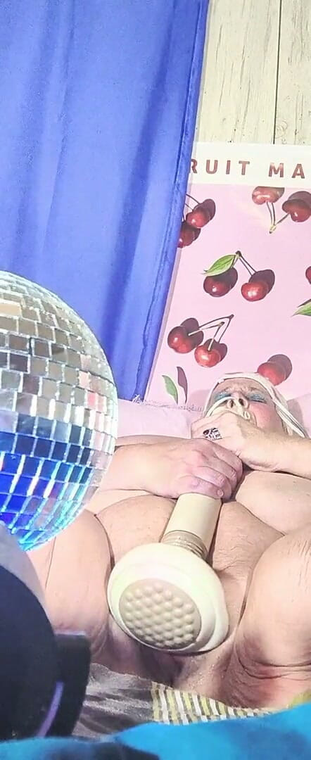 HerculesnVENUS: Horny Slut at the Disco Party Time for Hot Fun