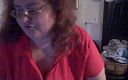 BBW nurse Vicki adventures with friends: Tarian seksiku di balik gaun merahku di pertunjukan webcam! pendek...