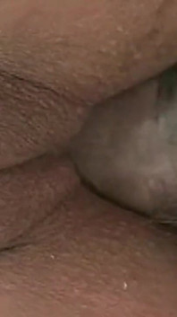 Encaracolada milf leva pau grosso profundo
