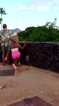 พาสเทลกับเร็กซ์ดูดควยยามพระอาทิตย์ตก