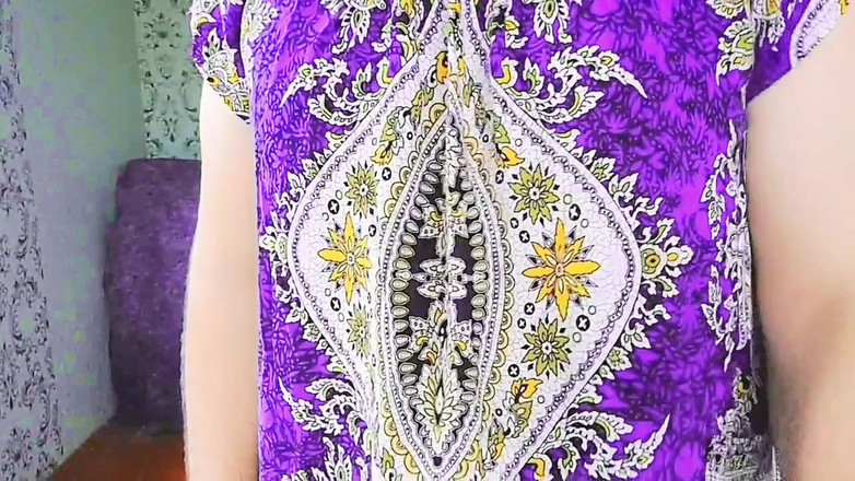 Kitty_Cross: Красива сіссі грає з ідеальною дупою та посмішкою