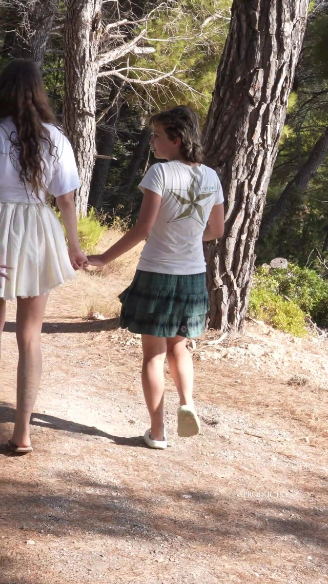 Wetting Ck Panties on a Hike (AproductionA) Wetting Ck Panties on a Hike (AproductionA)