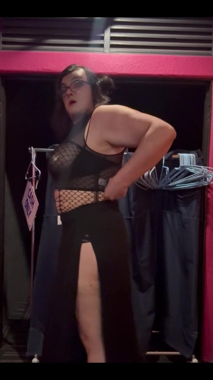 Christi Cream Cake: Last Night’s Show Fit