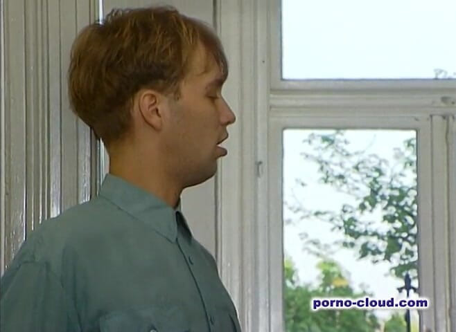 Porno Cloud: First blow job for my stepbrother