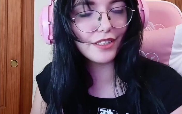 Softbrattypuppy: Egirl Gamergirl z tebe udělá paroháče
