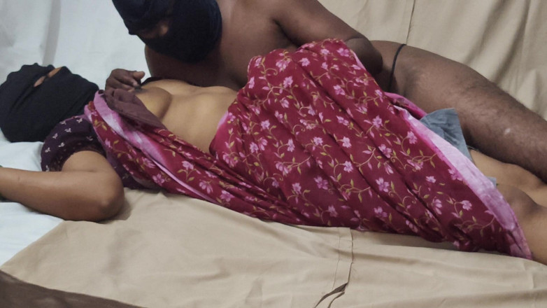 Indian innocent wife: Tatie Indienne Desi De Calcutta
