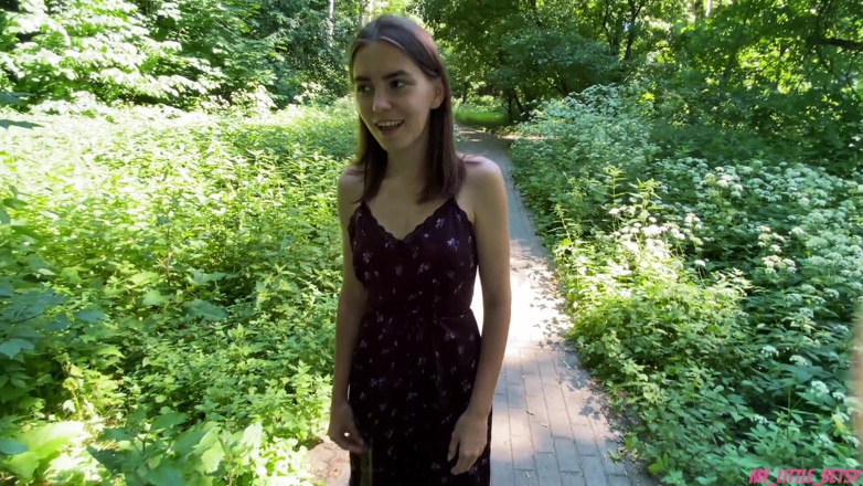 My Little Betsy: Прогулянка в лісі з lush закінчилася кінчанням на обличчя та волоссям